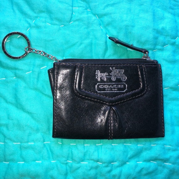 Coach Keychain Wallet - Picture 4 of 8